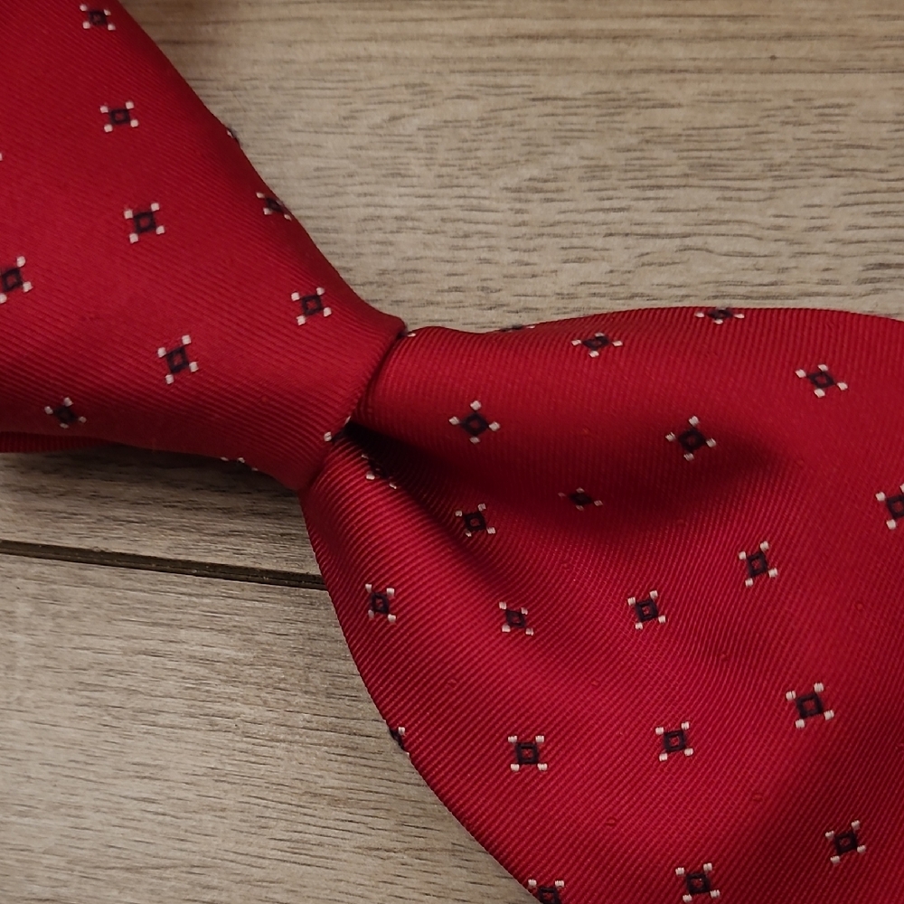 ISAIA Napoli Italy Dark Red Floral Pattern Recent‎ Mens Silk Tie